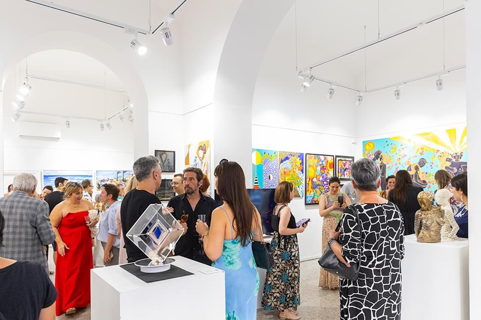 THE BODY LANGUAGE 2024: international art exhibition in Rome. With video artwork 'Liminality' by Daphne Depassé. 