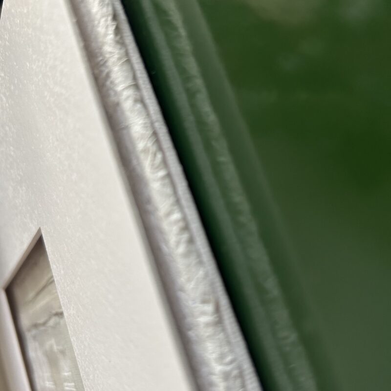 Detail mixed media werk 'Between the layers' van Daphne Depasse